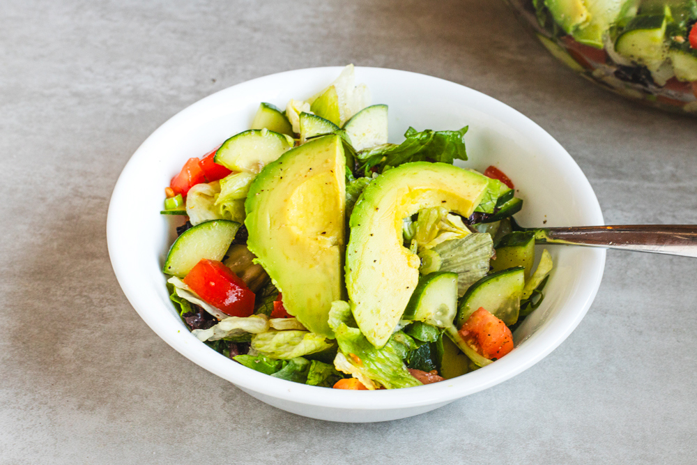 Top Salad Serve Avocado